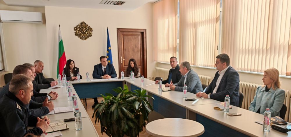 Областният управител Асен Даскалов обсъди подготовката за предстоящите избори с кметовете на четирите общини
