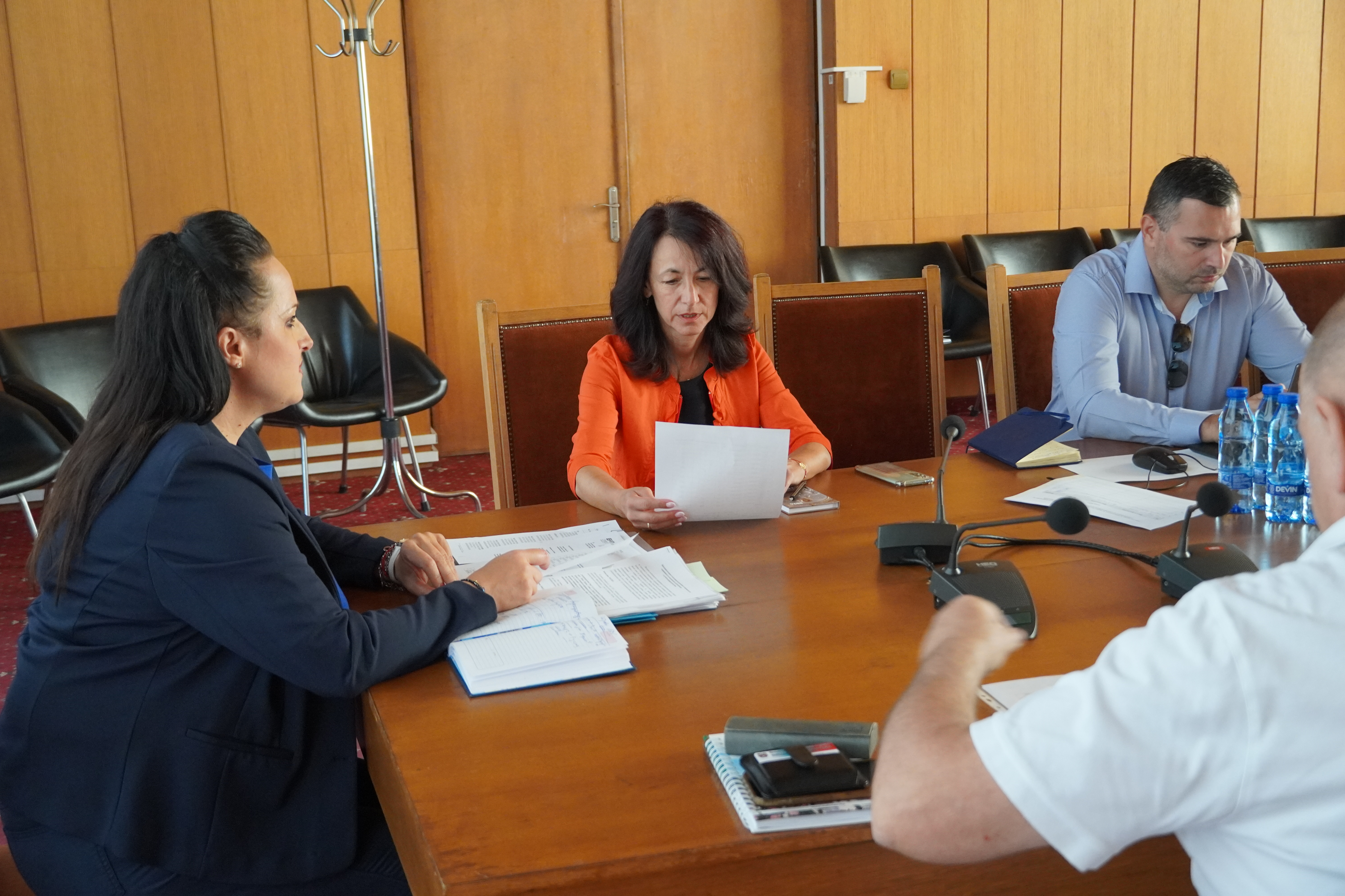 Областните управители на  Габрово и Велико Търново  обединяват усилия за спешно премахване на опасните дървета около далекопроводите