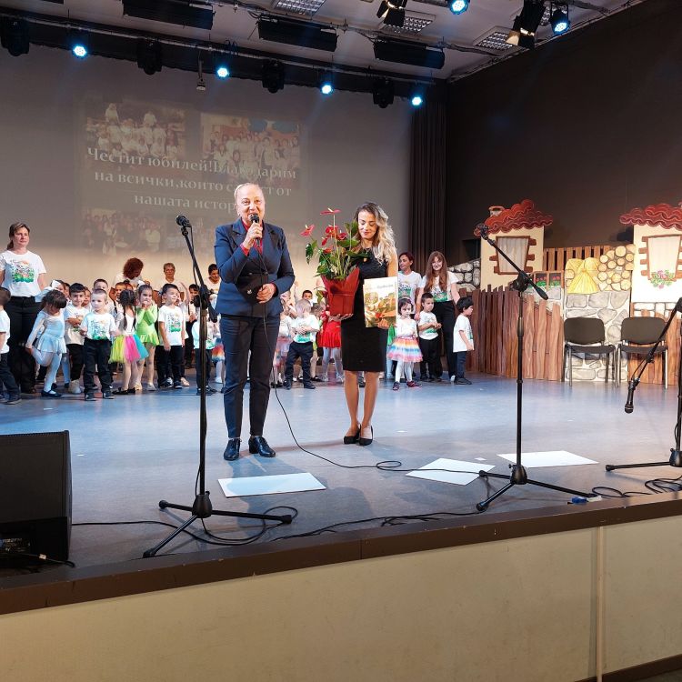 Детска градина &quot;Ран Босилек&quot; чества 25-годишнината си 