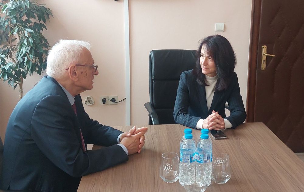 Областният управител и министърът на здравеопазването обсъдиха актуалните въпроси за здравеопазването в региона 