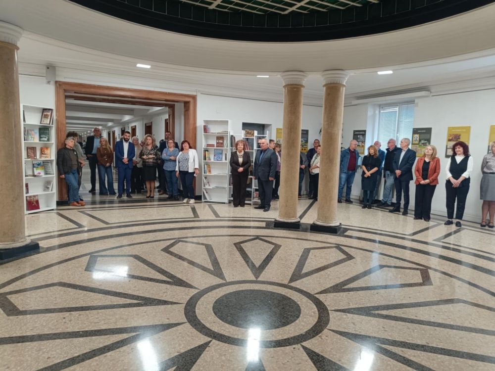 Представят изложбата „Ново училище за нови времена“  в Министерството на образованието и науката 