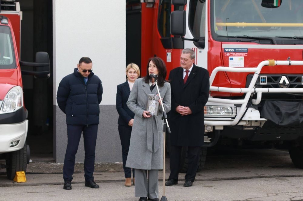 Откриха обновената сграда на РДПБЗН Габрово