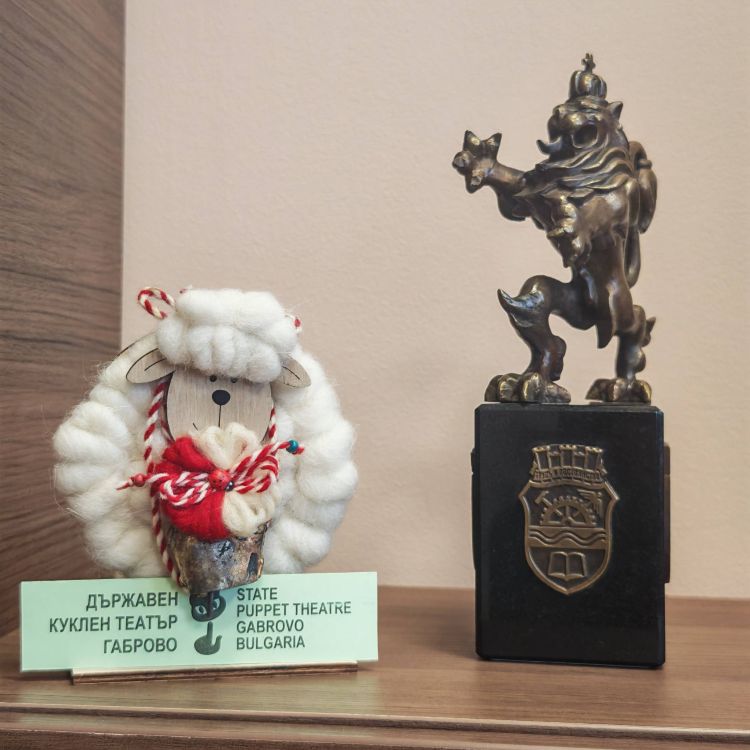 Баба Марта гостува в Областна администрация Габрово