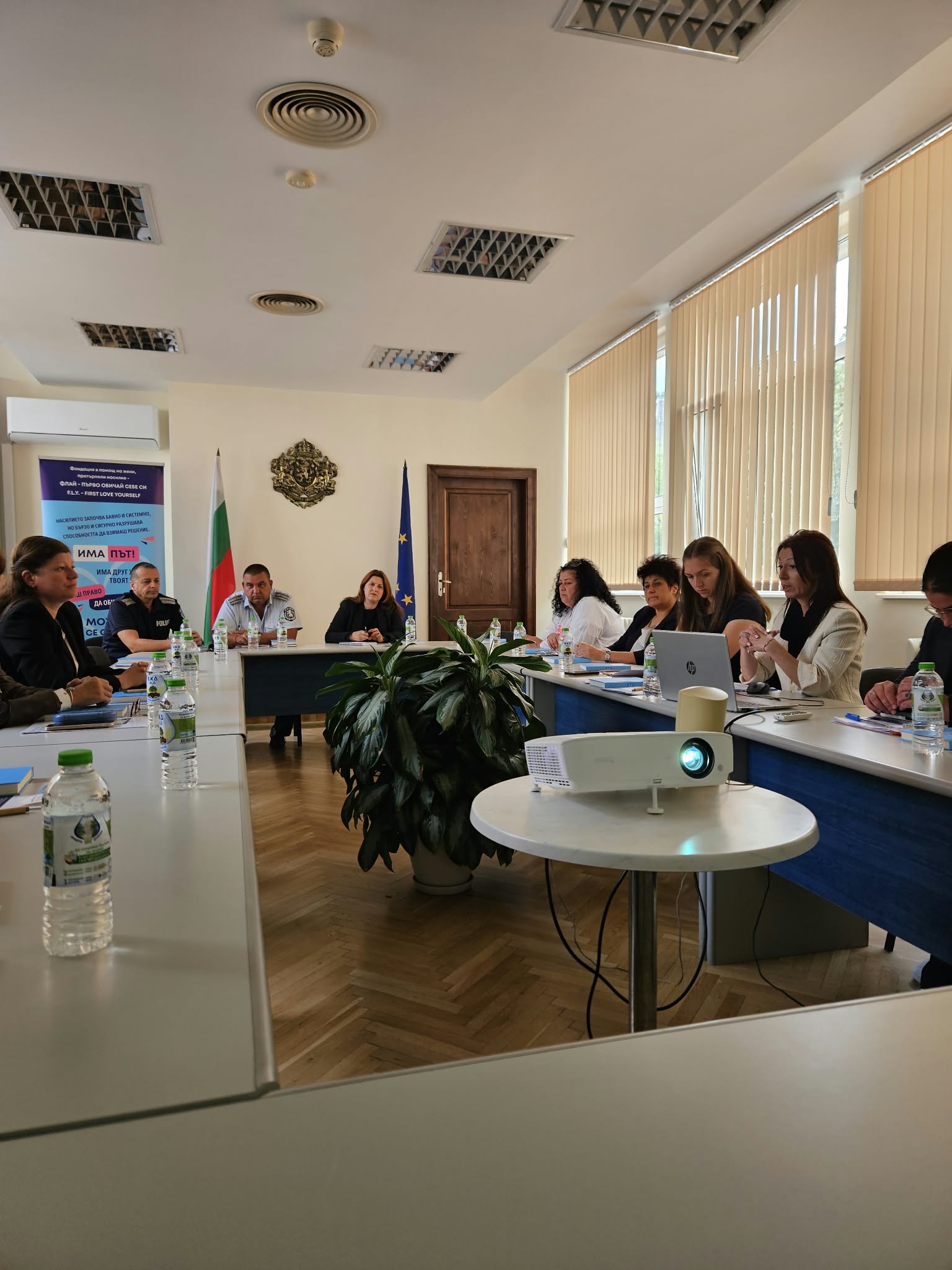 Областна администрация – Габрово бе домакин на конференцията „Заедно можем! Имаш право! Има път!“