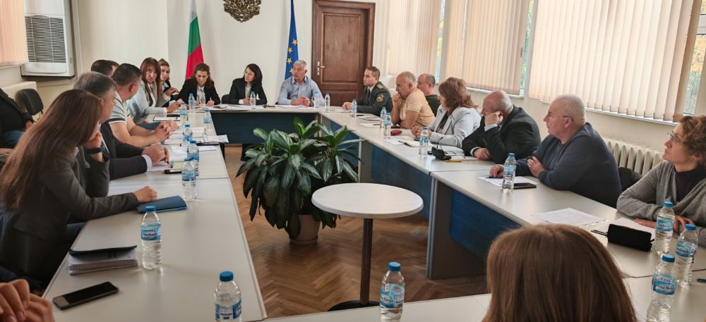 Готовността за зимния сезон докладваха на Областния съвет за намаляване на риска от бедствия