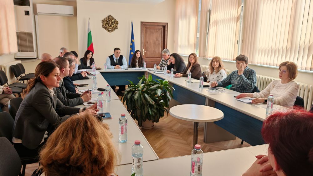 Областният управител Асен Даскалов проведе работна среща за изборите