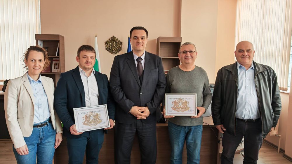 Областният управител отличи машинистите, спасили 65 човешки живота