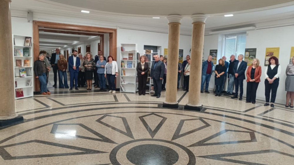 Представят изложбата „Ново училище за нови времена“  в Министерството на образованието и науката 