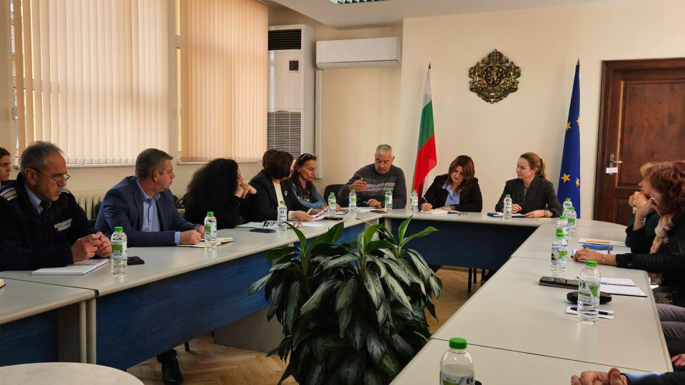 Областният управител Кристина Сидорова проведе работна среща за организацията на президентските избори