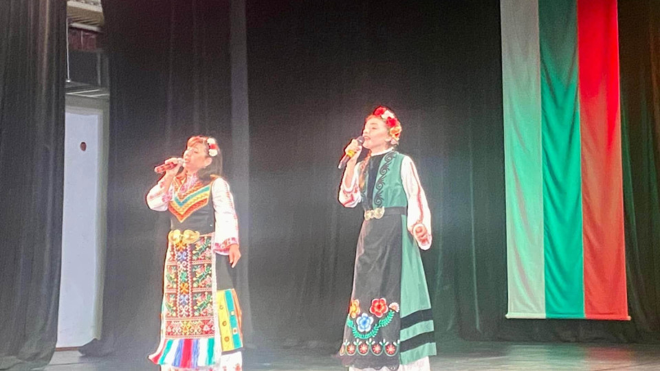 Патриотичен концерт на пл. Възраждане ще изнесе  Представителният ансамбъл на Въоръжените сили 