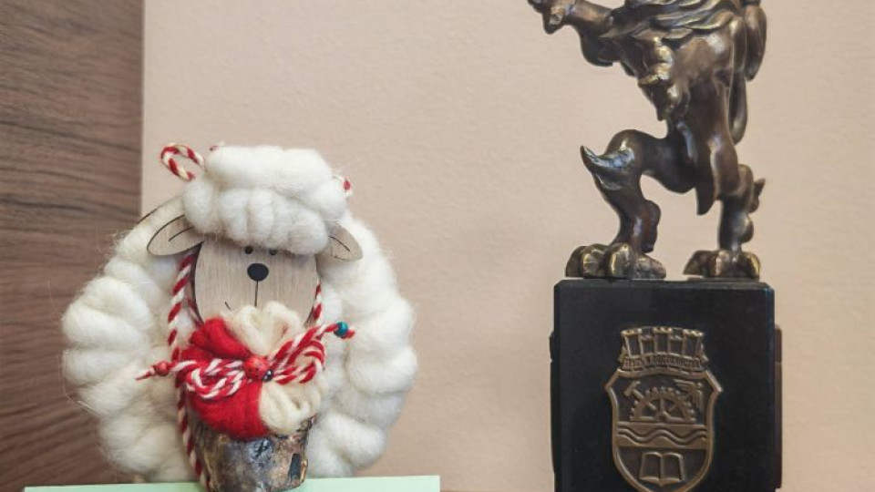 Баба Марта гостува в Областна администрация Габрово