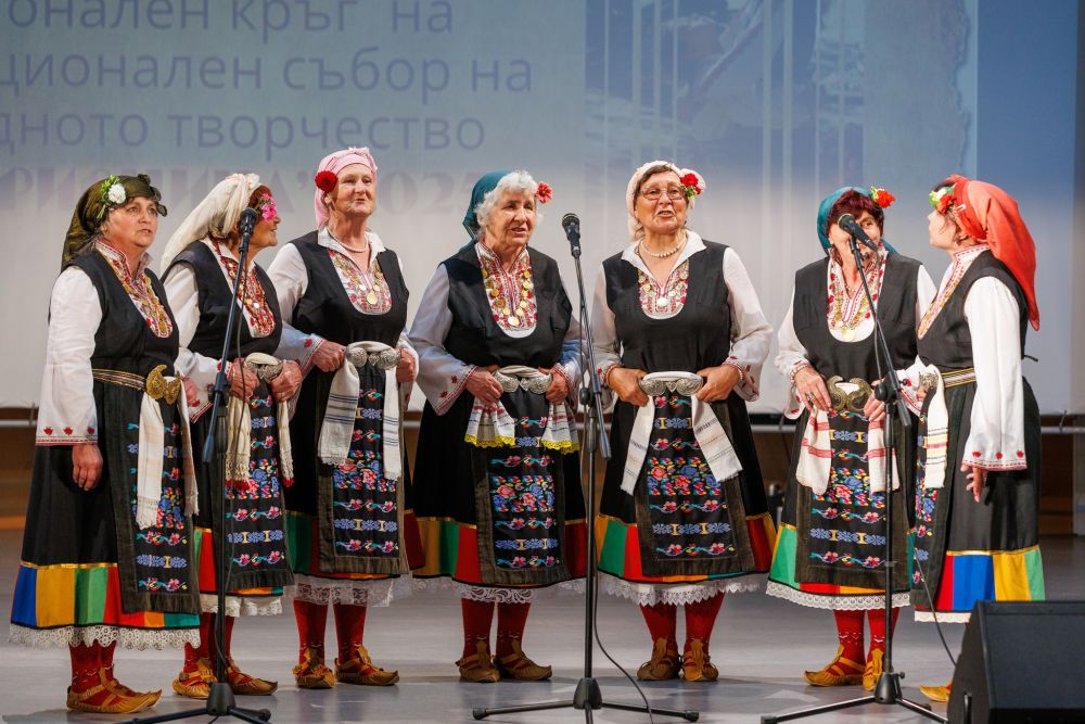копривщица2